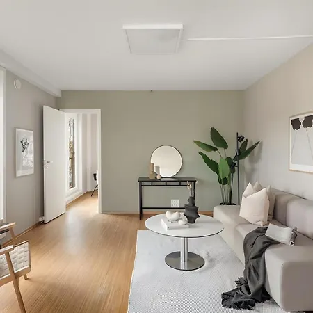 דירה Top-floor With Balcony And Sea View *