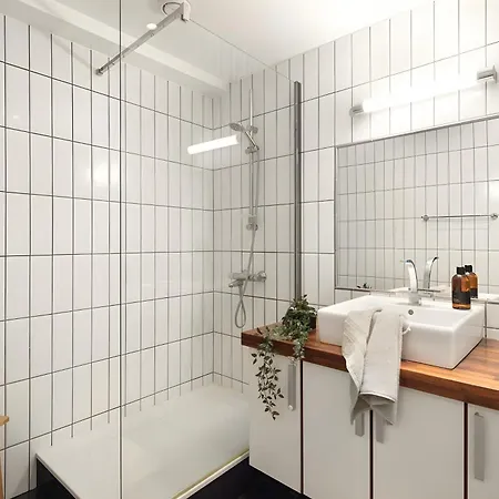 Top-floor With Balcony And Sea View 아파트